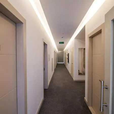 Hotel Dovv Business 3*