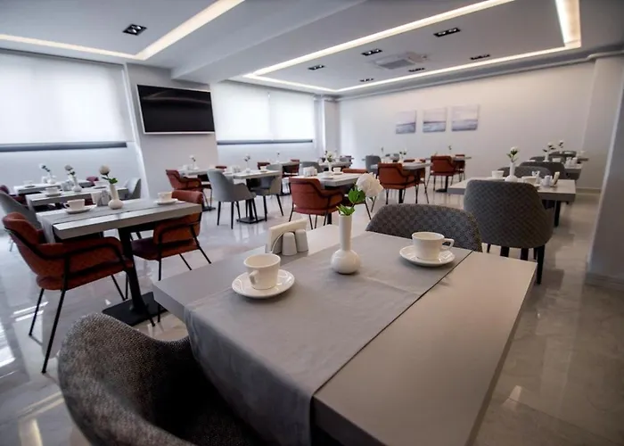 Dovv Business Hotell 3*